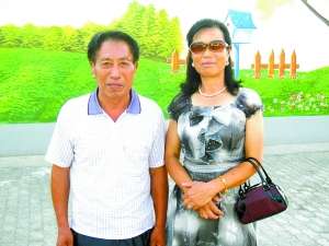 趙作海和李素蘭在賀蘭寧夏園藝產業園的合影